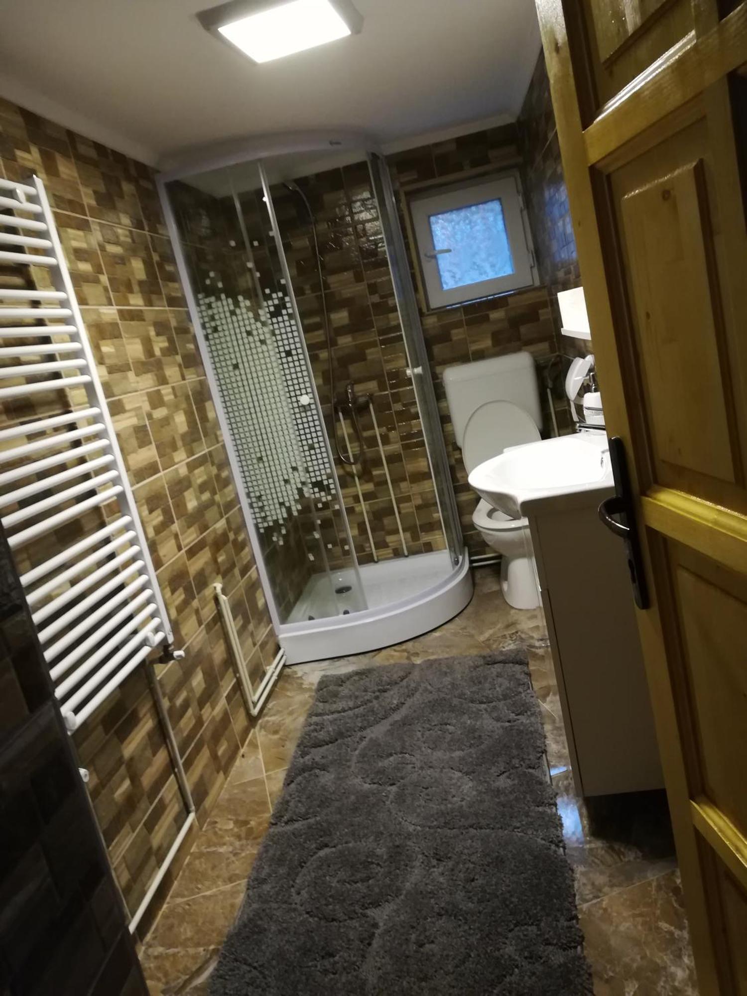 Rucăr Casa Raulヴィラ エクステリア 写真